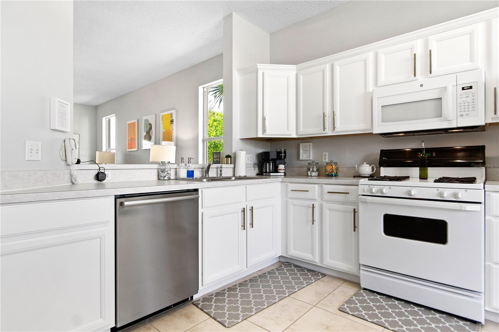 130 MARY JO LANE, DAVENPORT, FL, 33897