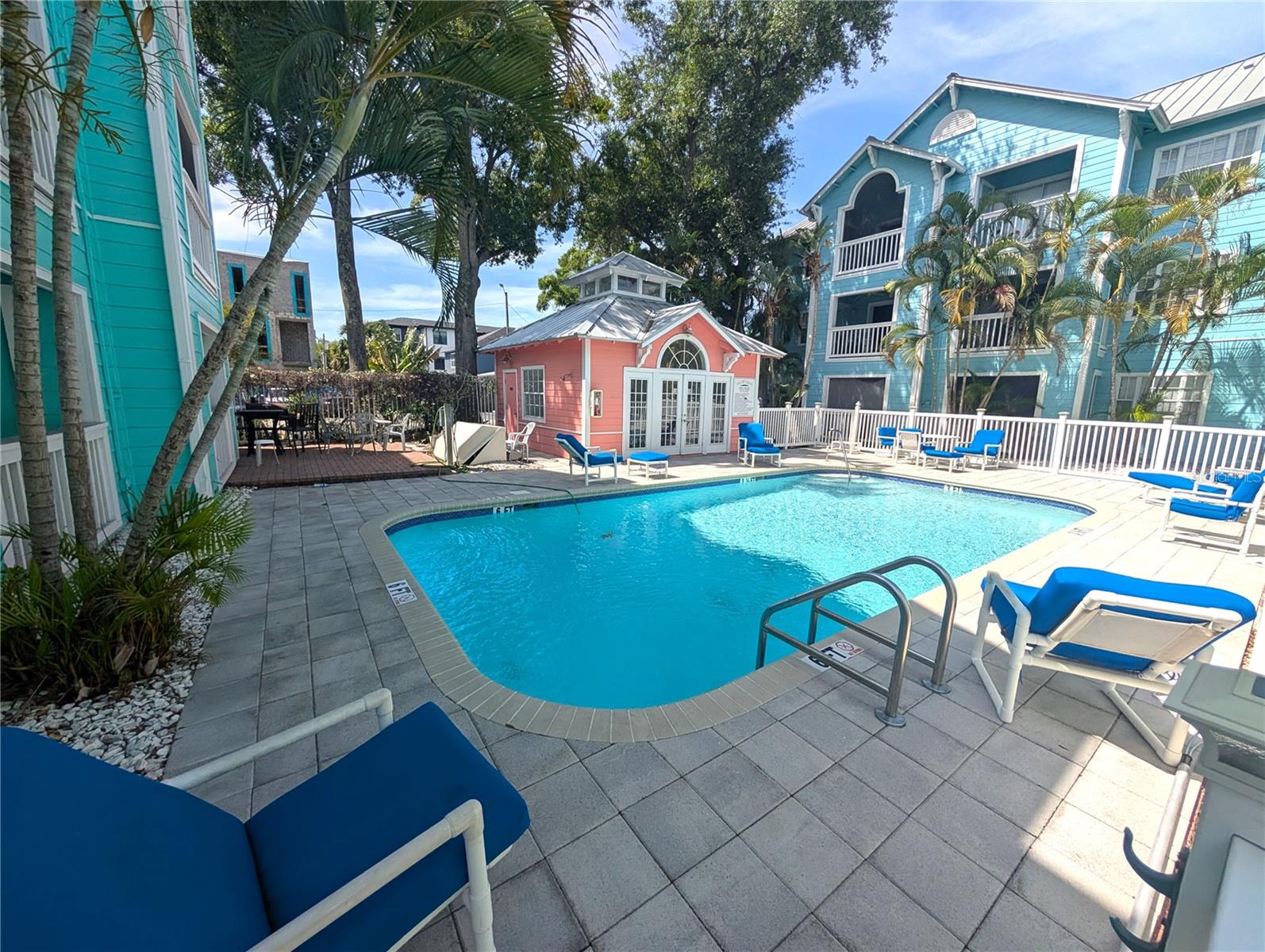 3002 W CLEVELAND ST #E10, TAMPA, FL, 33609