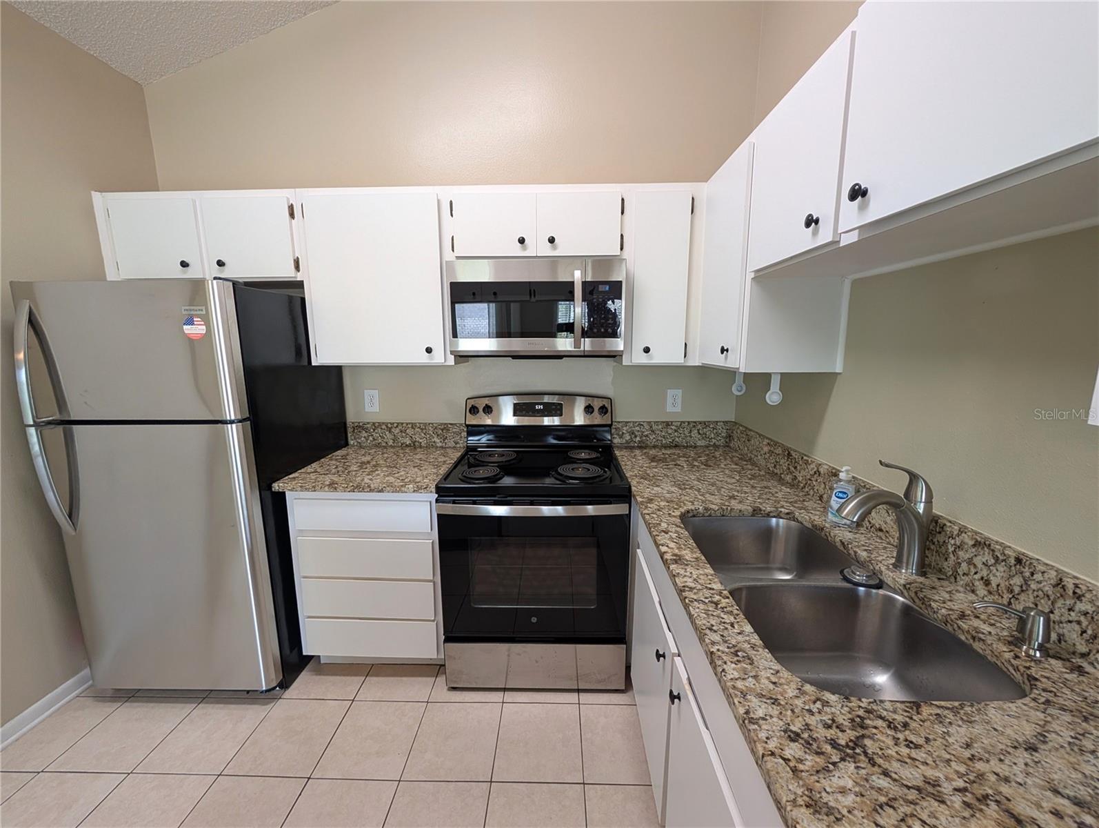 3002 W CLEVELAND ST #E10, TAMPA, FL, 33609