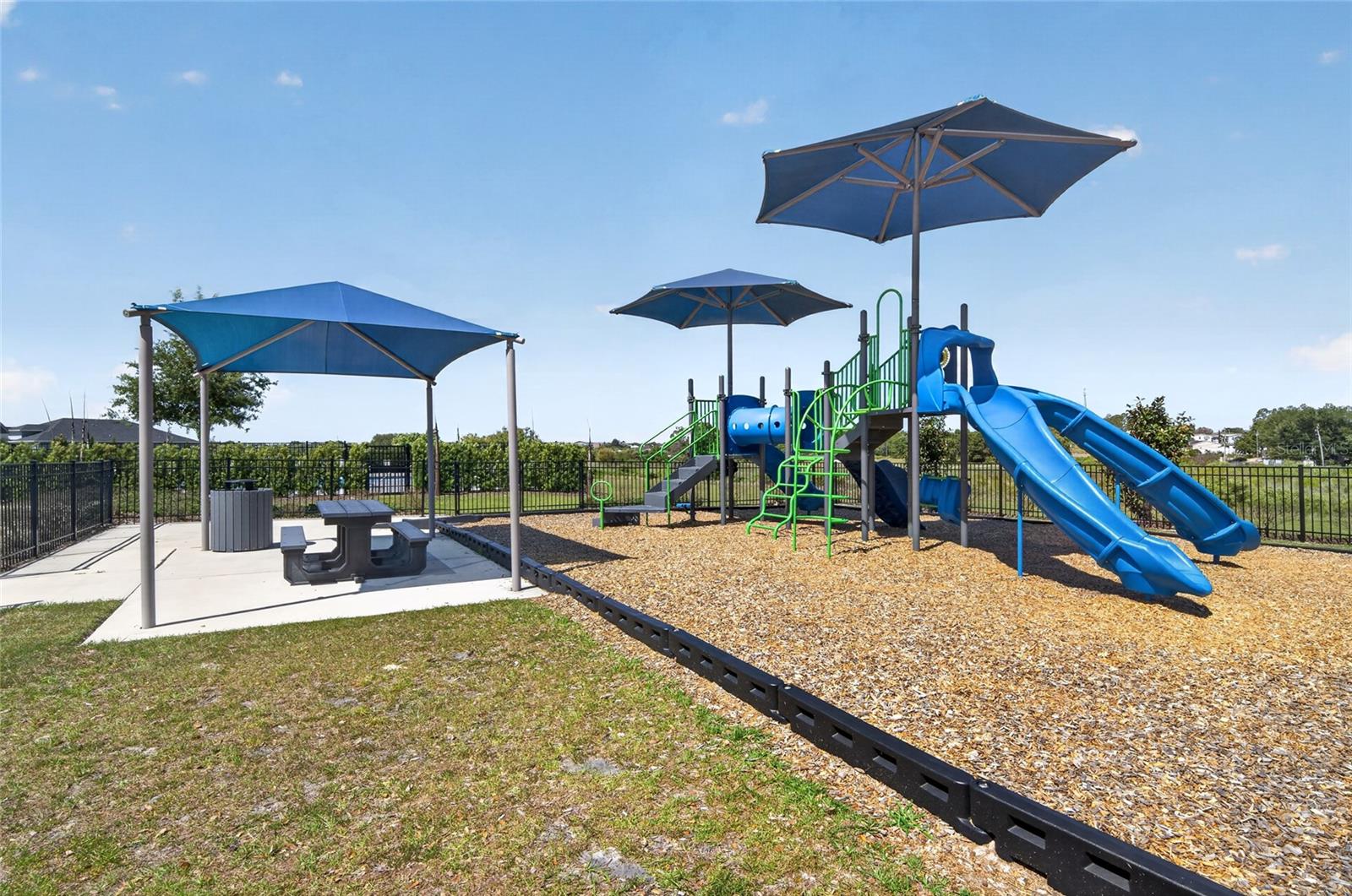 2024 NOBLE DR, DAVENPORT, FL, 33837