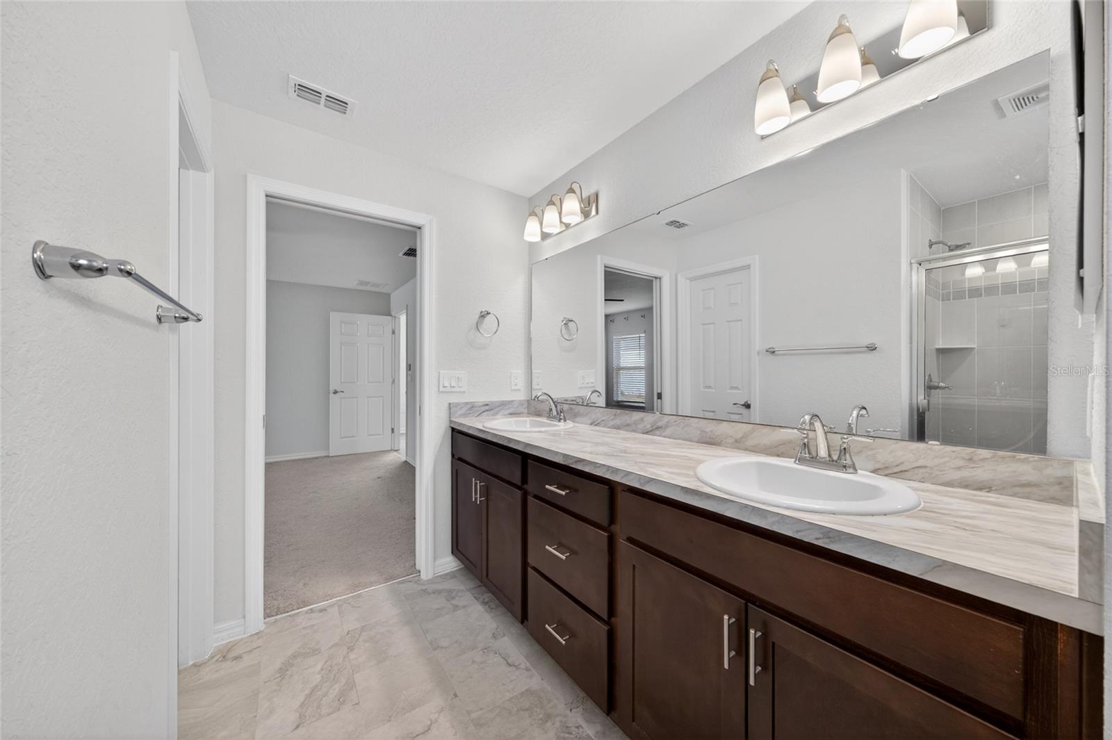 2024 NOBLE DR, DAVENPORT, FL, 33837