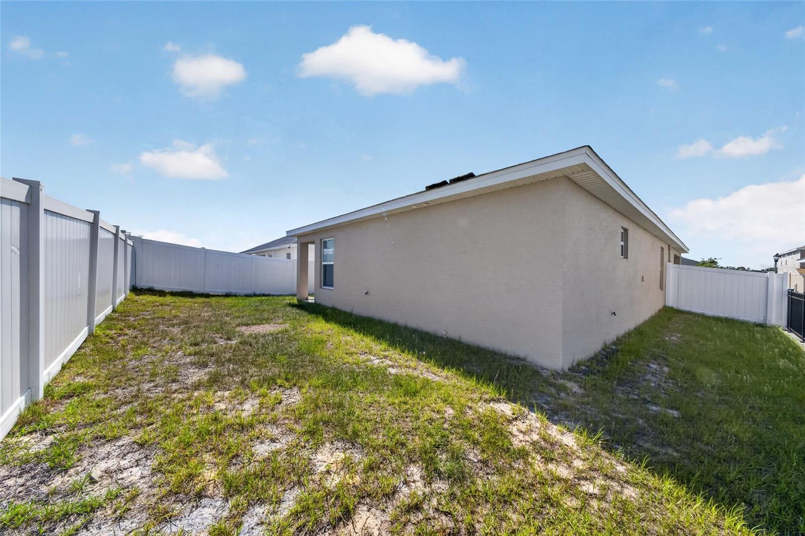 2024 NOBLE DR, DAVENPORT, FL, 33837