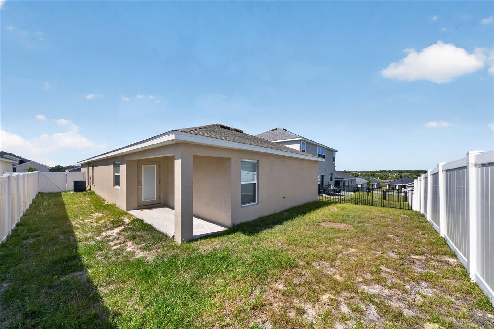 2024 NOBLE DR, DAVENPORT, FL, 33837