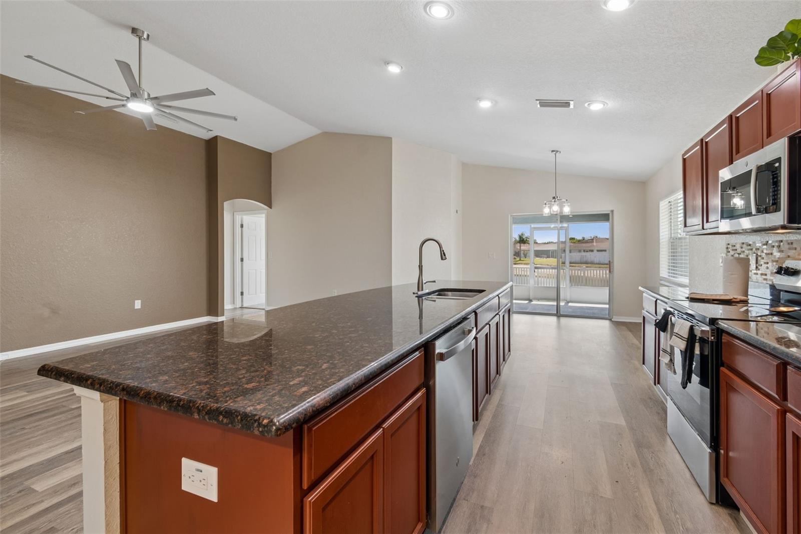 3042 GRAND PRESERVE BLVD, MULBERRY, FL, 33860