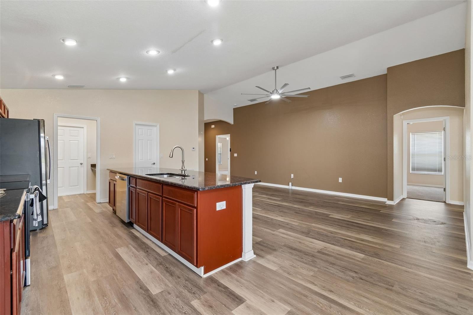 3042 GRAND PRESERVE BLVD, MULBERRY, FL, 33860