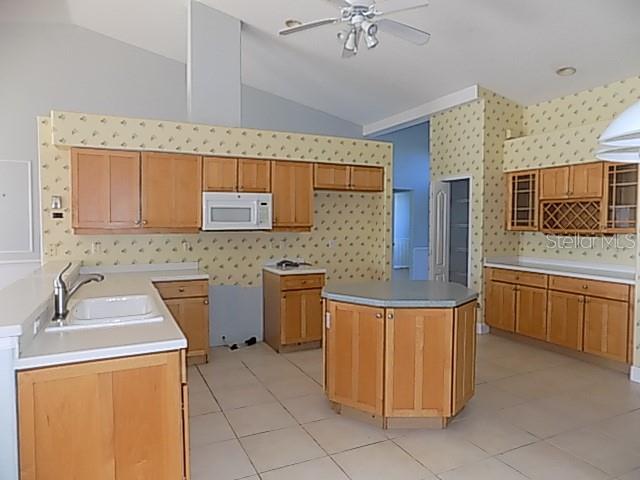 4641 SAMOSET DR, SARASOTA, FL, 34241