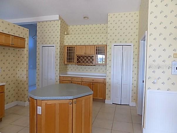 4641 SAMOSET DR, SARASOTA, FL, 34241