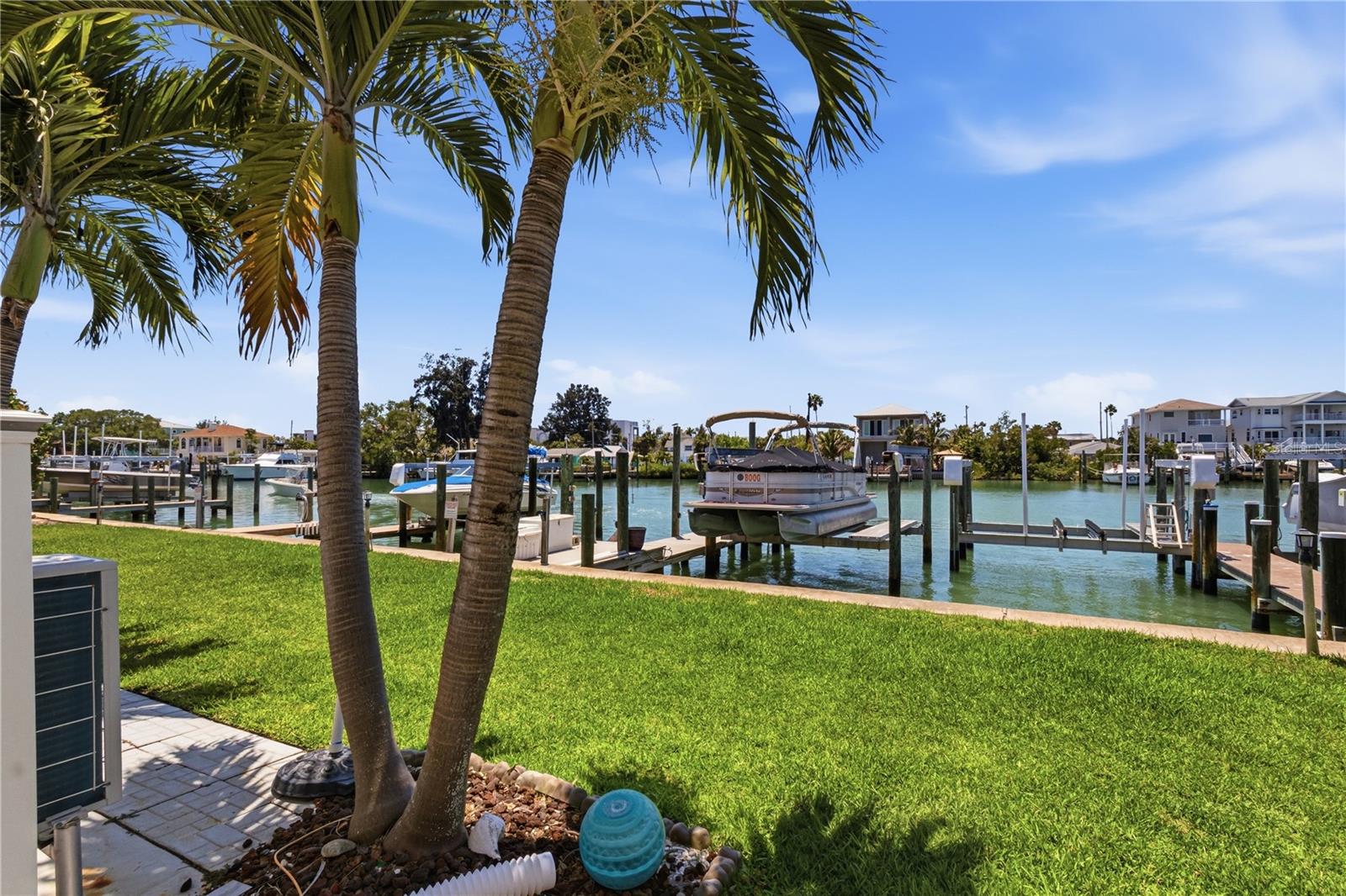 12482 CAPRI CIR N, TREASURE ISLAND, FL, 33706