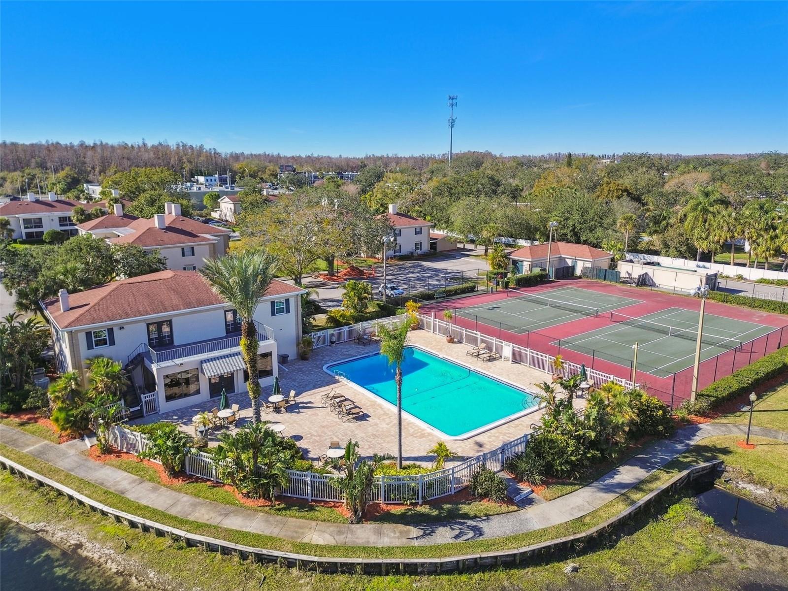 10314 CARROLLWOOD CT #56, TAMPA, FL, 33618