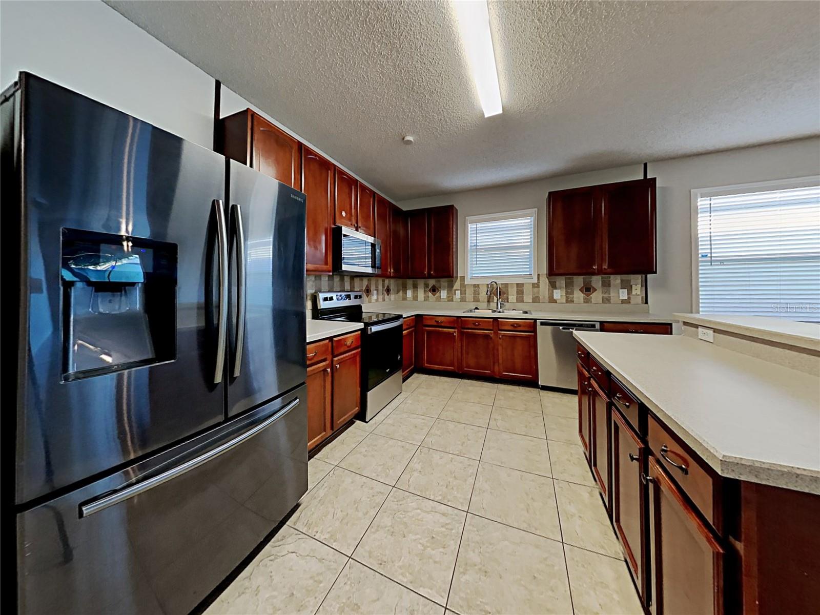 716 KNOLLWOOD DR, DAVENPORT, FL, 33837