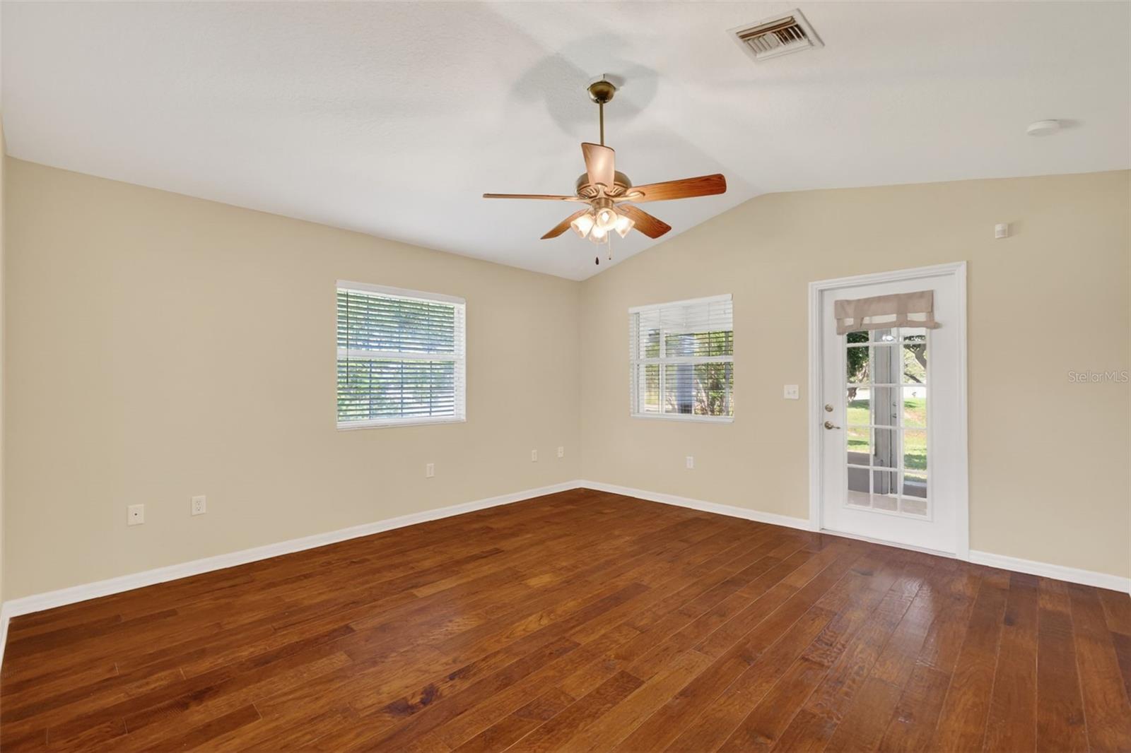 2721 BAY LAGOON WAY, TAVARES, FL, 32778