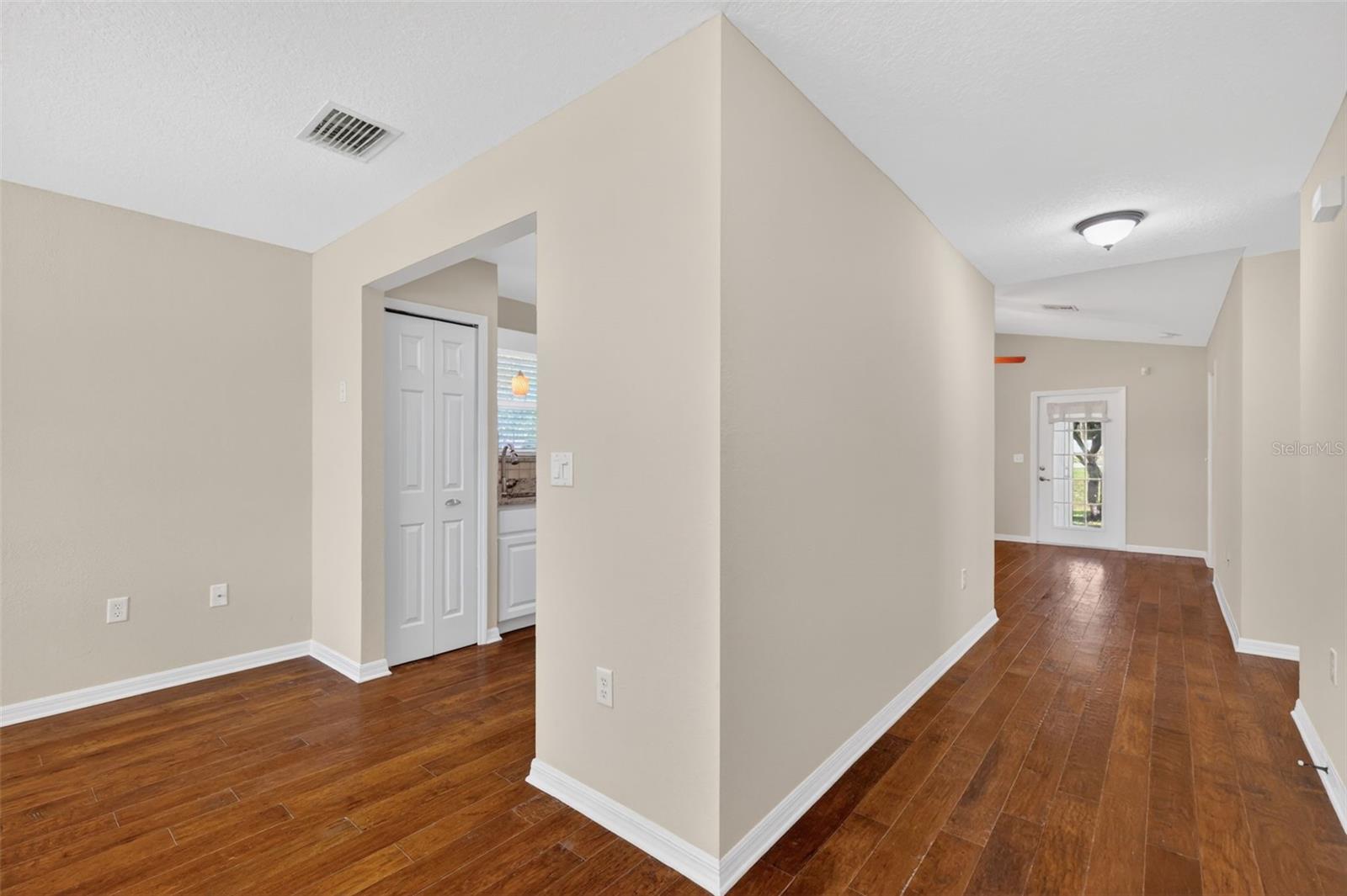 2721 BAY LAGOON WAY, TAVARES, FL, 32778