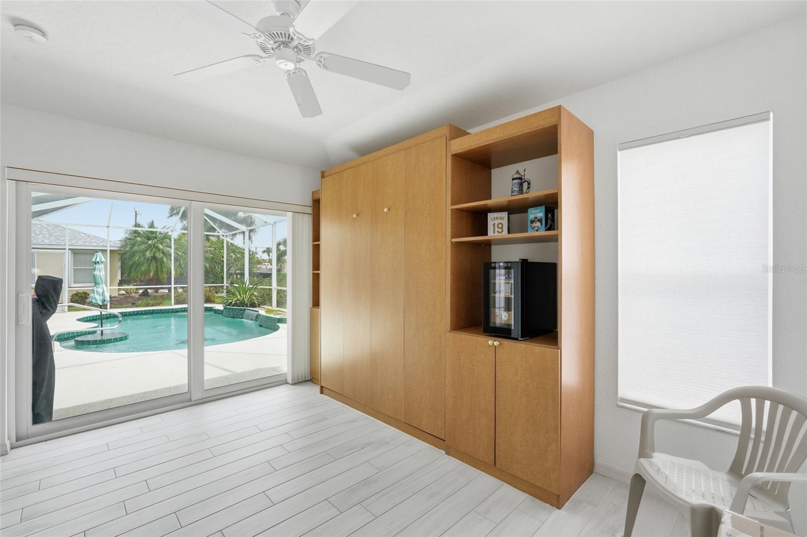885 ROTONDA CIR, ROTONDA WEST, FL, 33947