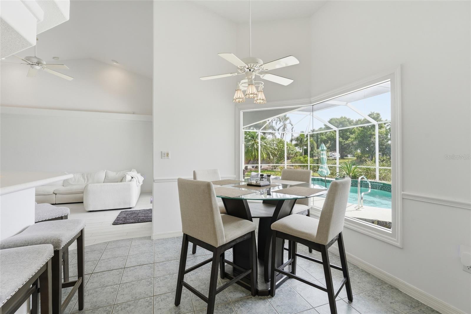 885 ROTONDA CIR, ROTONDA WEST, FL, 33947