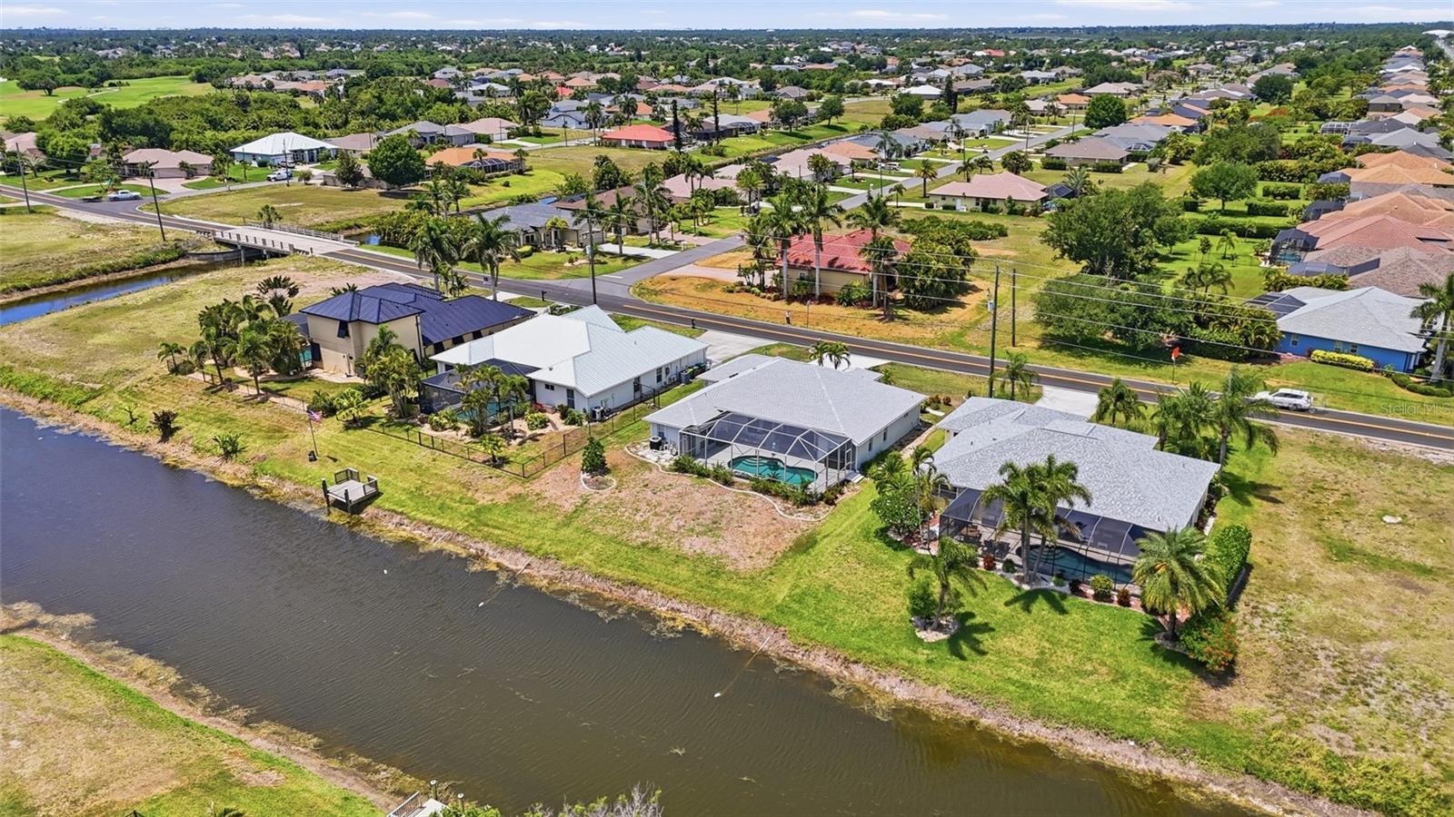 885 ROTONDA CIR, ROTONDA WEST, FL, 33947
