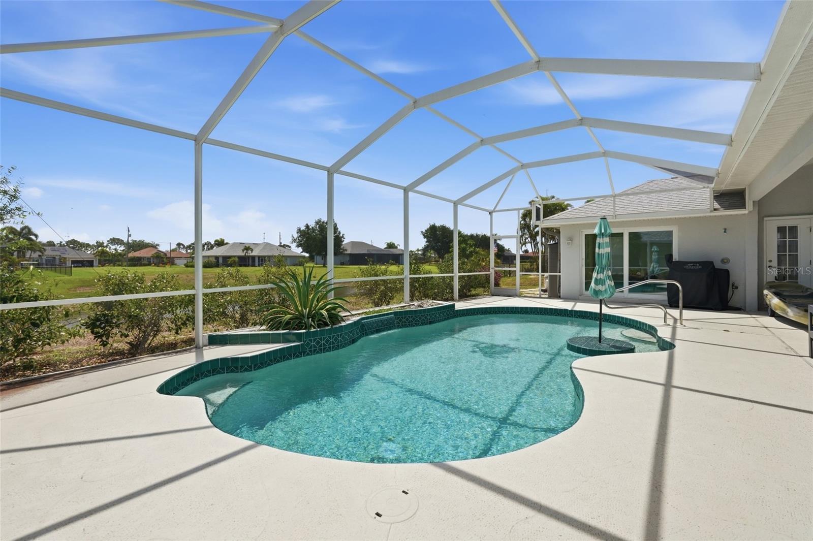 885 ROTONDA CIR, ROTONDA WEST, FL, 33947