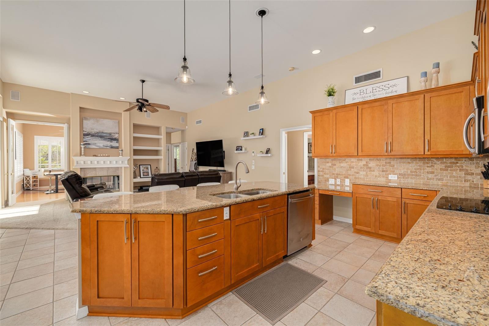 3652 JUSTIN DR, PALM HARBOR, FL, 34685