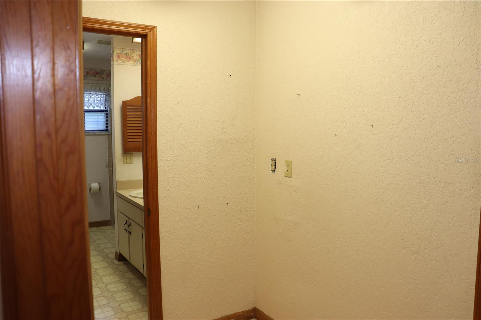 1112 NE 130 TER, SILVER SPRINGS, FL, 34488