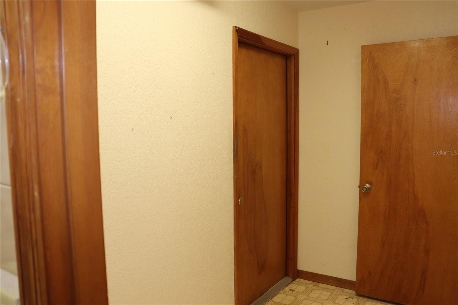 1112 NE 130 TER, SILVER SPRINGS, FL, 34488