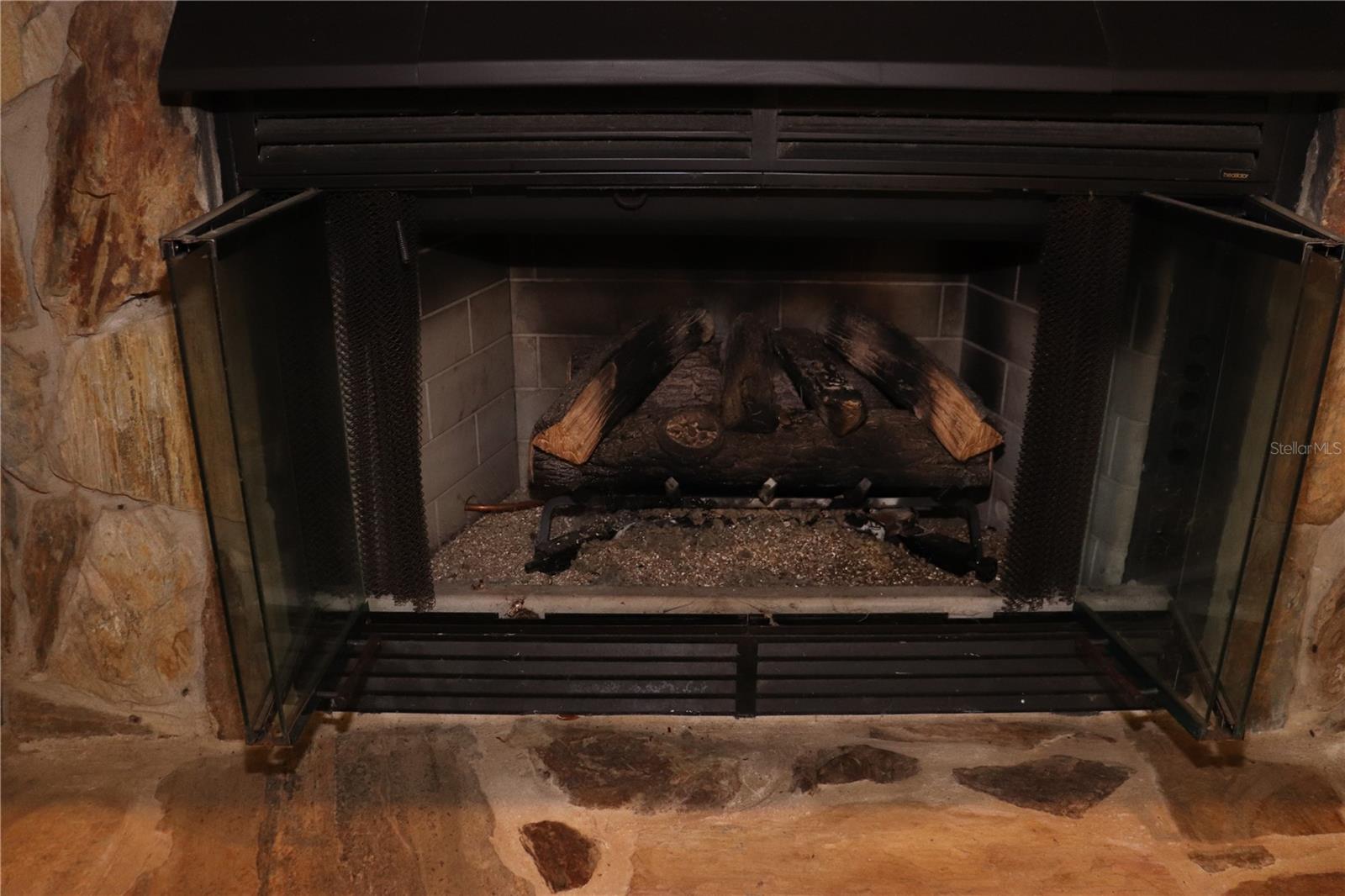 1112 NE 130 TER, SILVER SPRINGS, FL, 34488