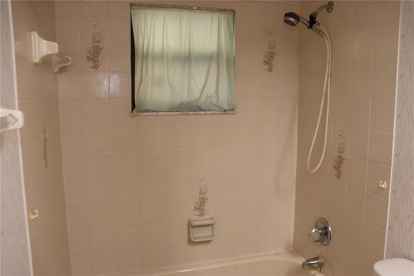 1112 NE 130 TER, SILVER SPRINGS, FL, 34488