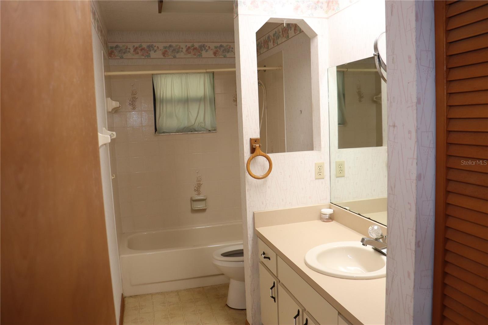 1112 NE 130 TER, SILVER SPRINGS, FL, 34488