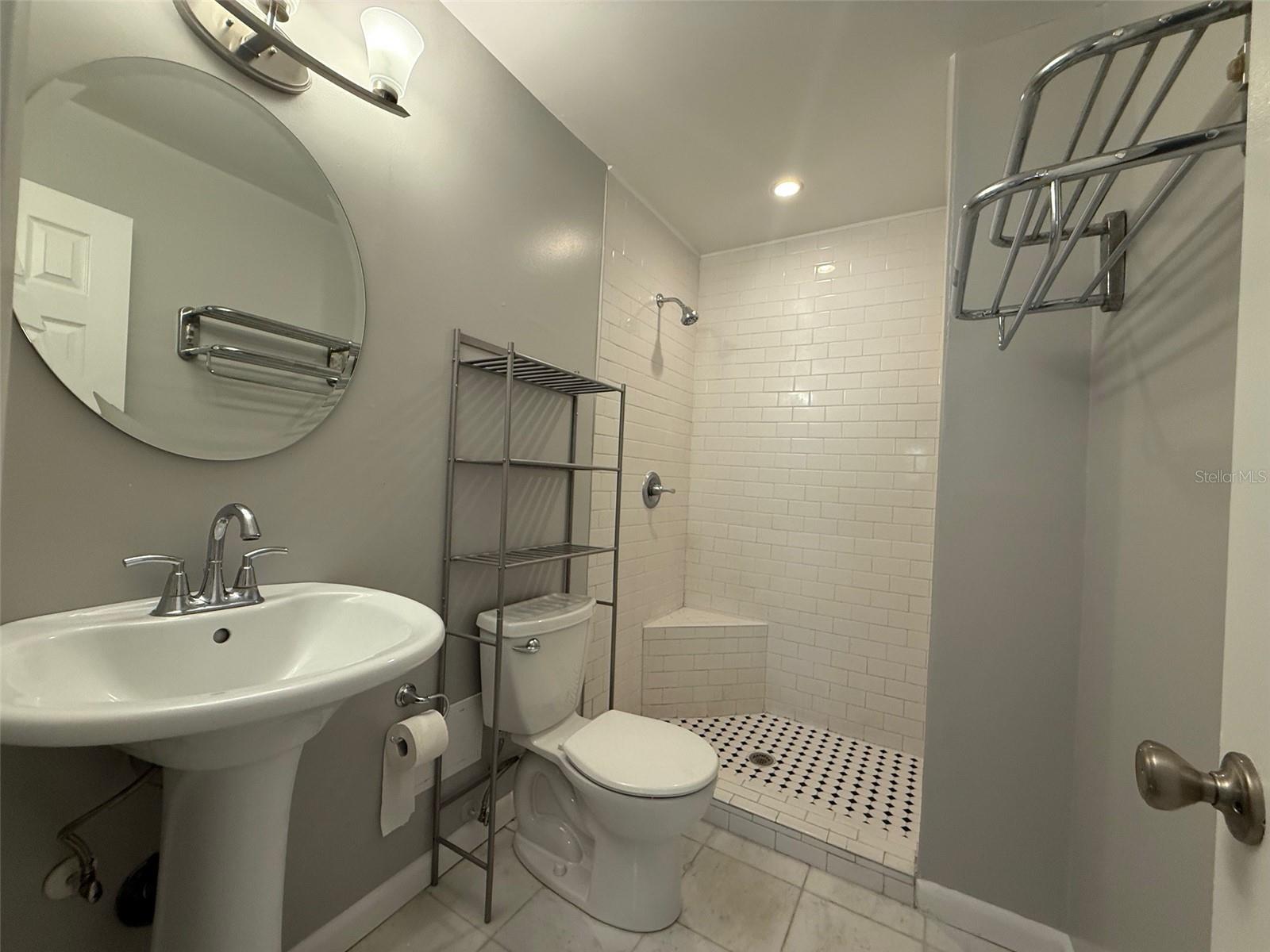 4214 NW 17TH AVE, GAINESVILLE, FL, 32605