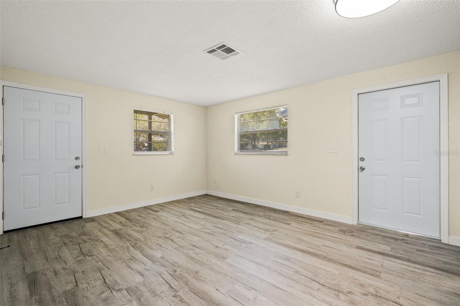 5931 13TH ST, ZEPHYRHILLS, FL, 33542