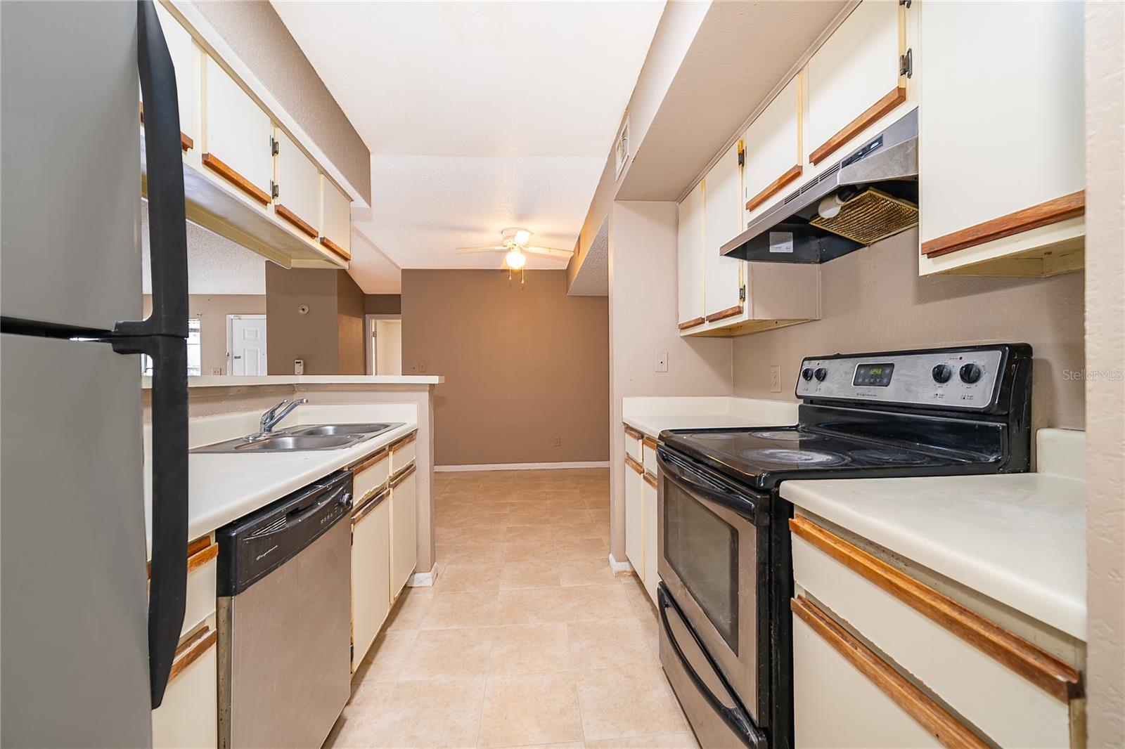 4367 THORNBRIAR LN #206, ORLANDO, FL, 32822