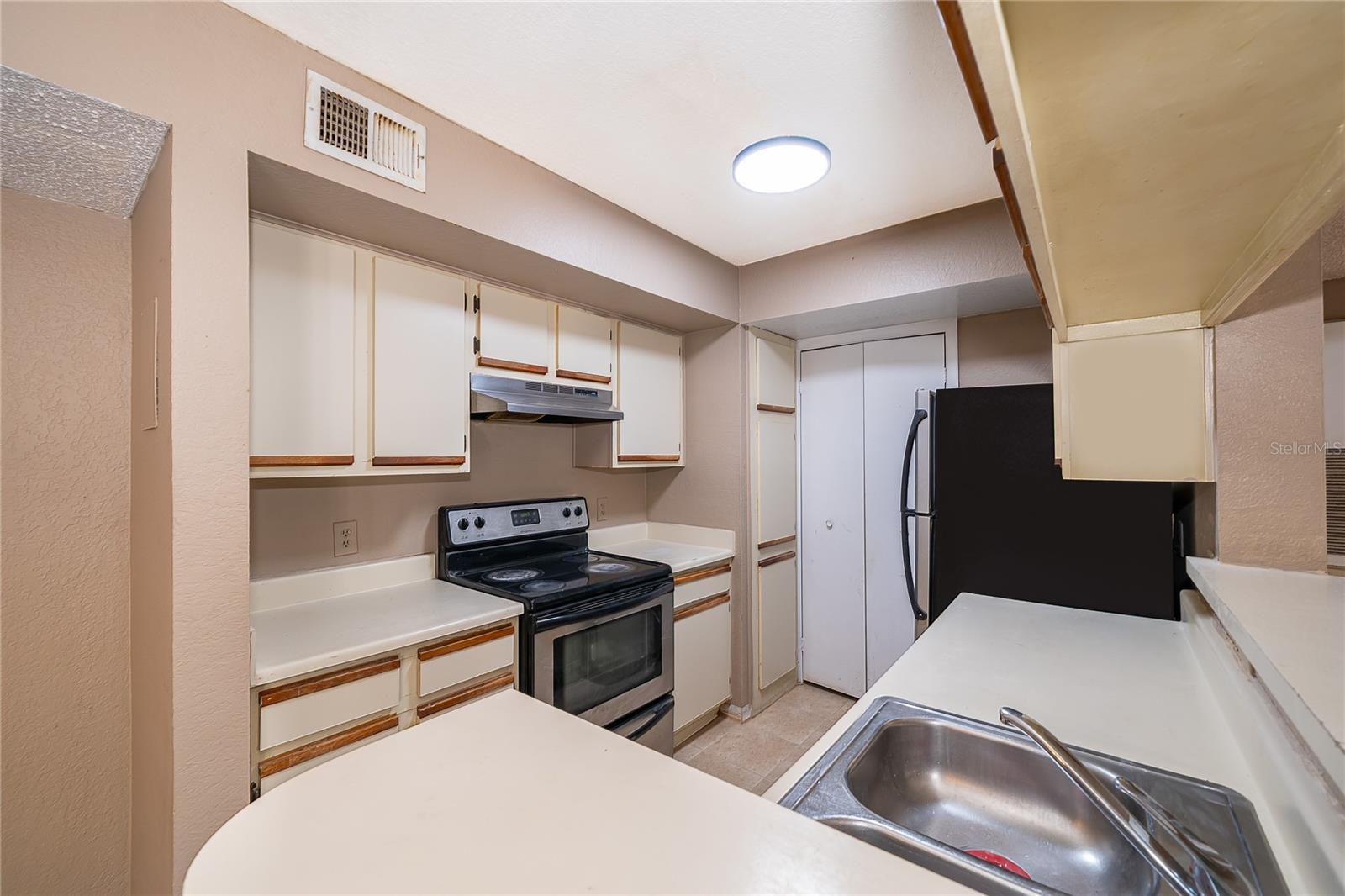 4367 THORNBRIAR LN #206, ORLANDO, FL, 32822