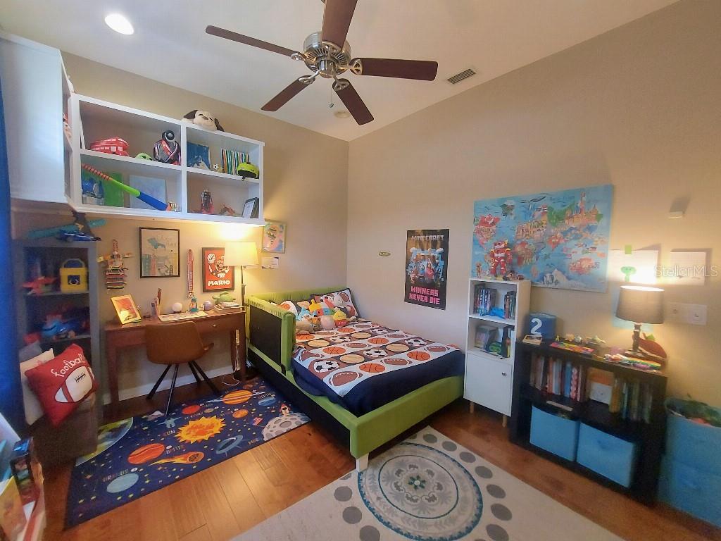 9820 GRETNA GREEN DR, TAMPA, FL, 33626