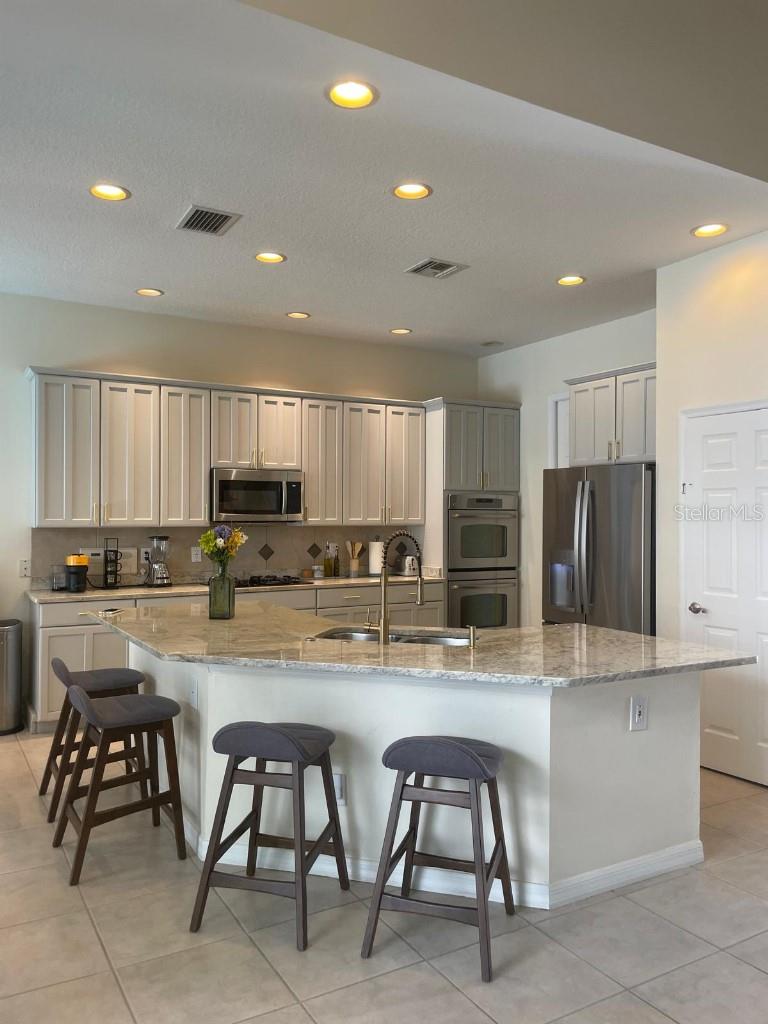 9820 GRETNA GREEN DR, TAMPA, FL, 33626