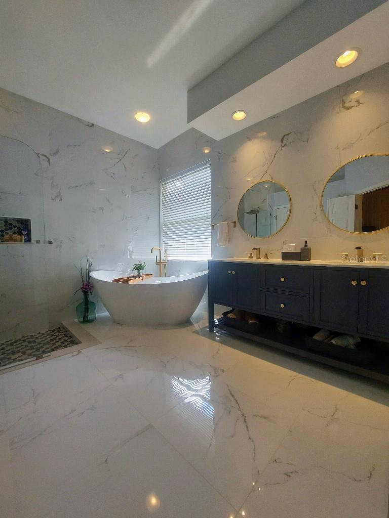 9820 GRETNA GREEN DR, TAMPA, FL, 33626