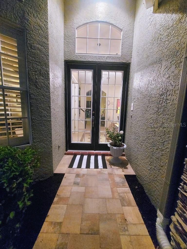 9820 GRETNA GREEN DR, TAMPA, FL, 33626