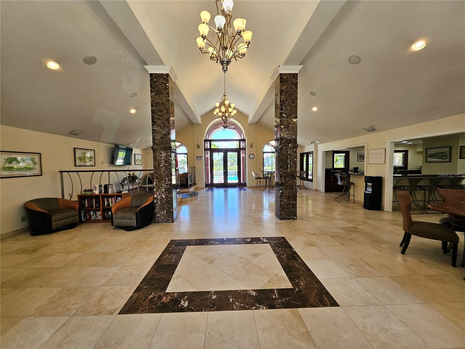 10265 GANDY BLVD N #1003, ST PETERSBURG, FL, 33702