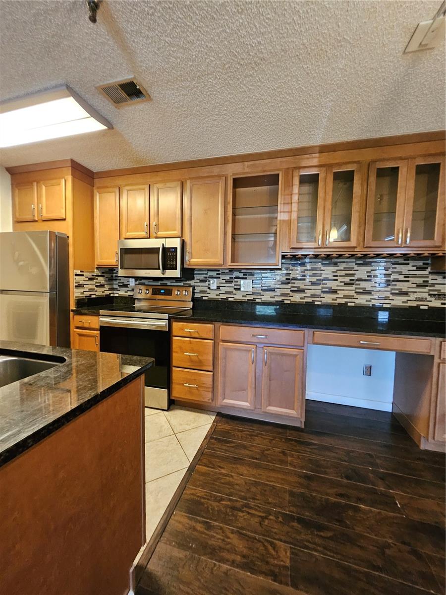 10265 GANDY BLVD N #1003, ST PETERSBURG, FL, 33702