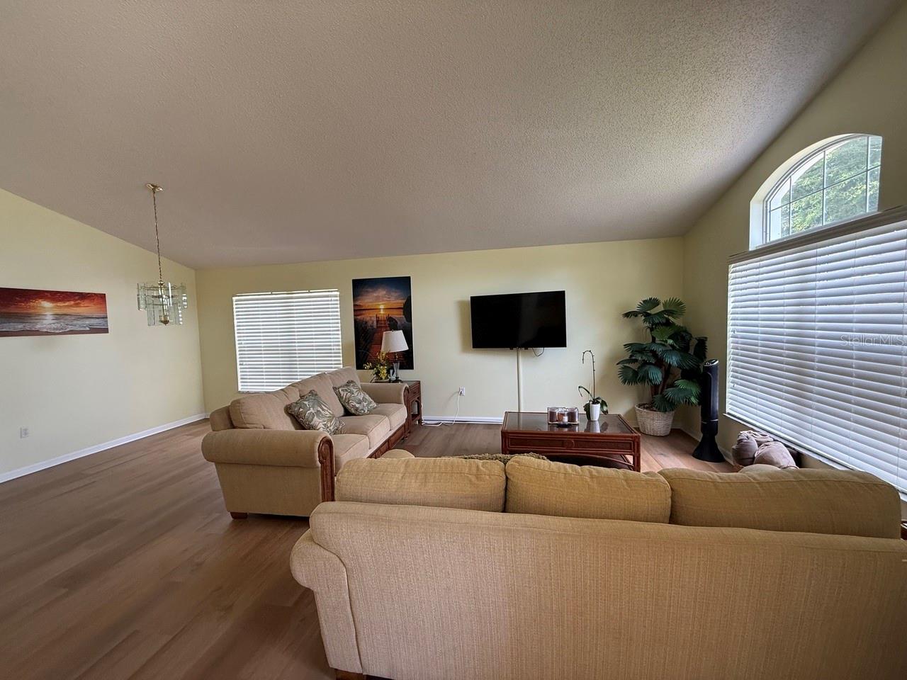 318 LANGHAM DR, DAVENPORT, FL, 33897