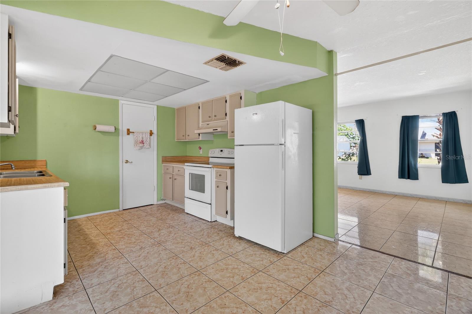 312 LA PAZ DR, KISSIMMEE, FL, 34743