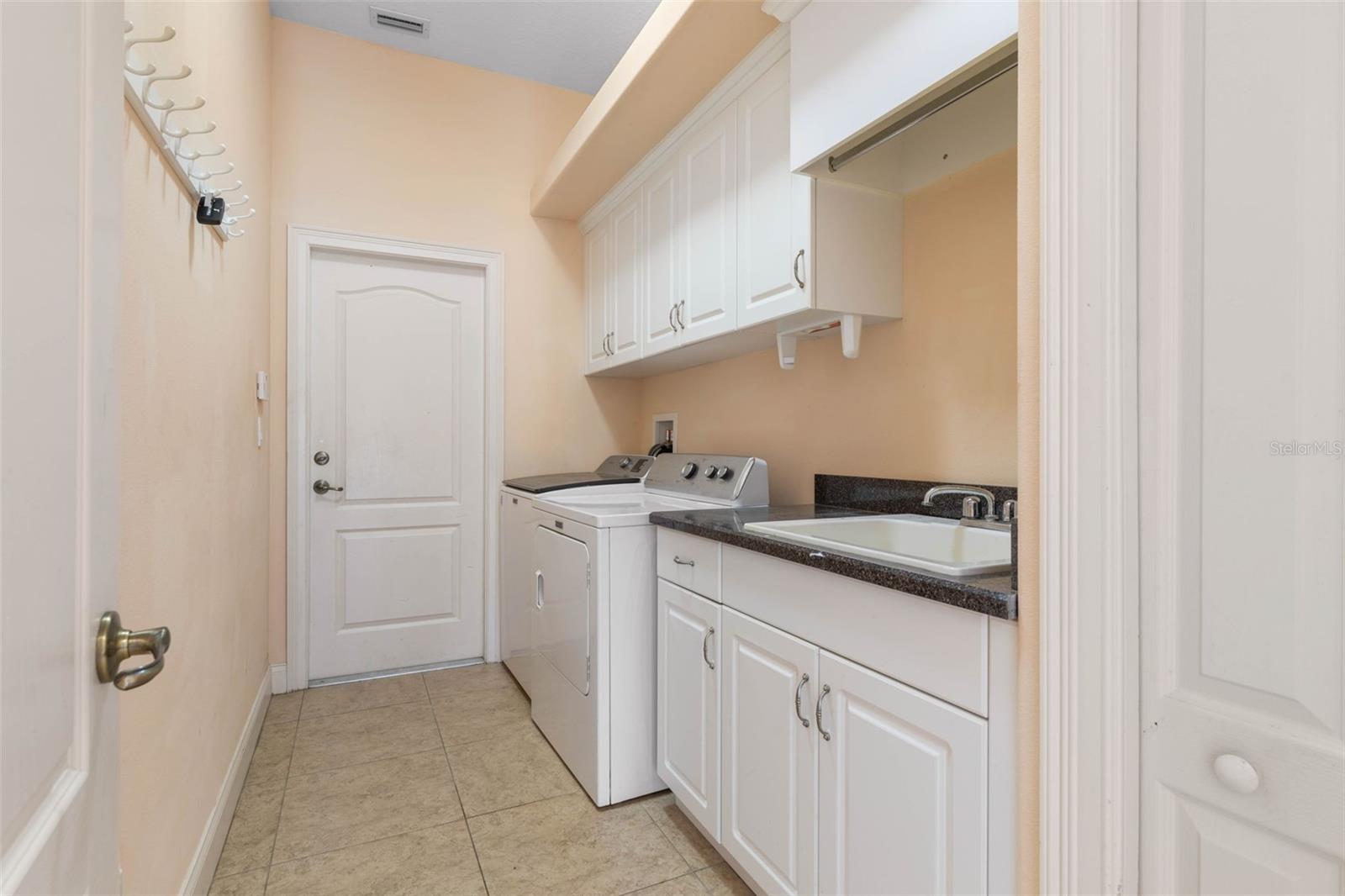 4 PONCE DELEON DR, PALM COAST, FL, 32164