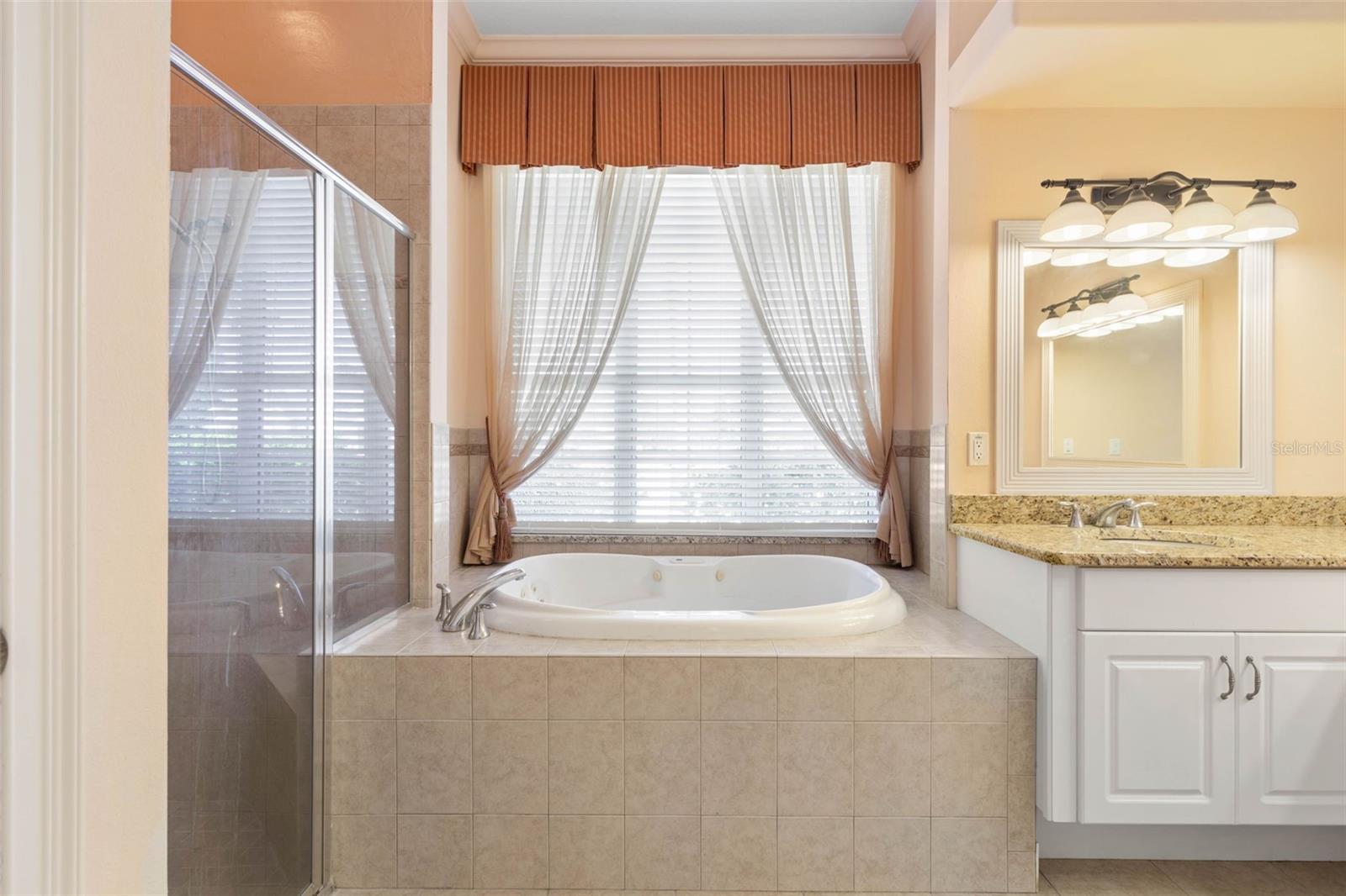 4 PONCE DELEON DR, PALM COAST, FL, 32164