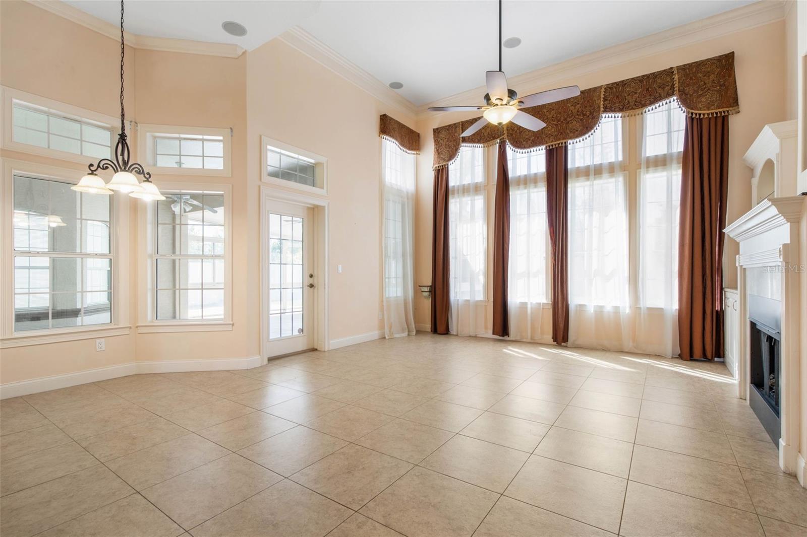 4 PONCE DELEON DR, PALM COAST, FL, 32164