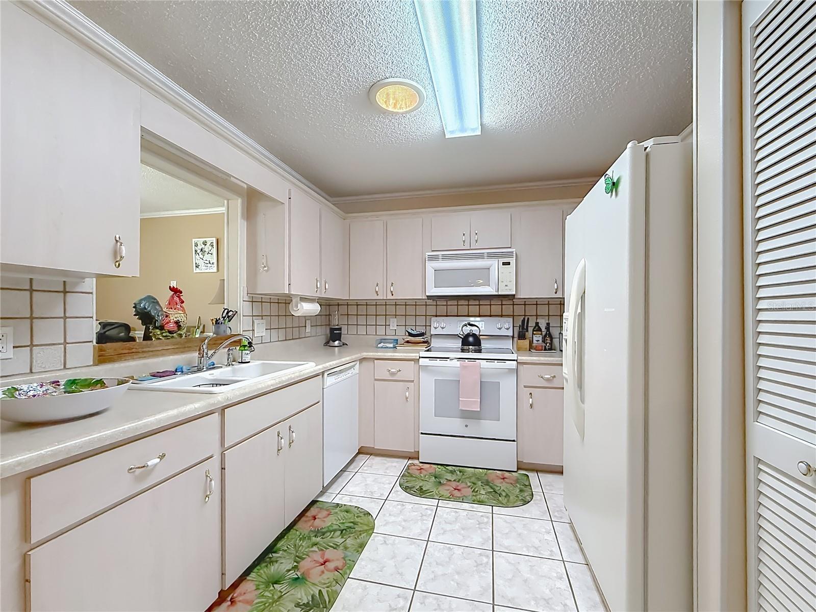 9635 SW 94TH TER #B, OCALA, FL, 34481