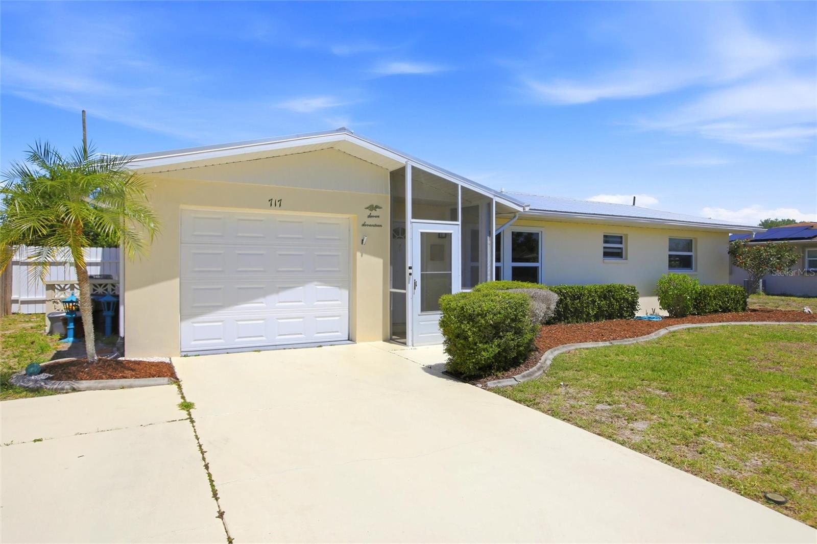 717 RIVIERA LN, PORT CHARLOTTE, FL, 33948