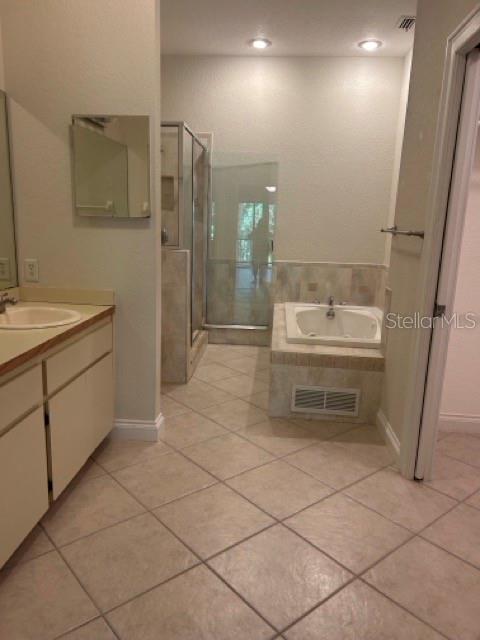 7032 RIVER RUN BLVD #7032, WEEKI WACHEE, FL, 34607