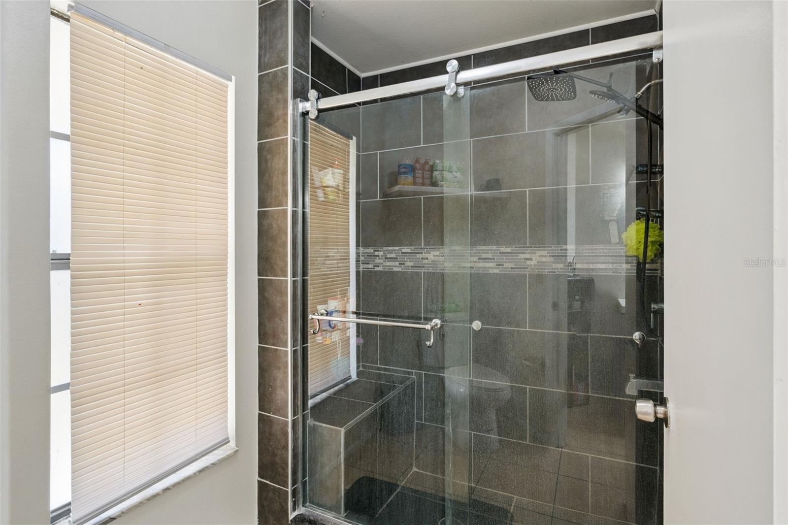 932 OCALA WOODS LN, ORLANDO, FL, 32824