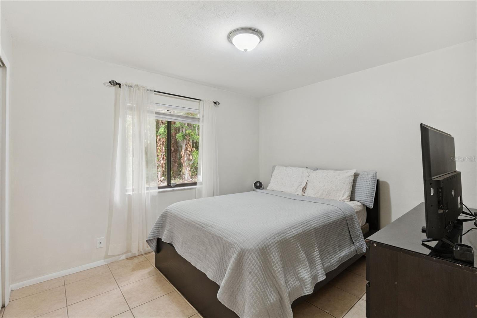 932 OCALA WOODS LN, ORLANDO, FL, 32824