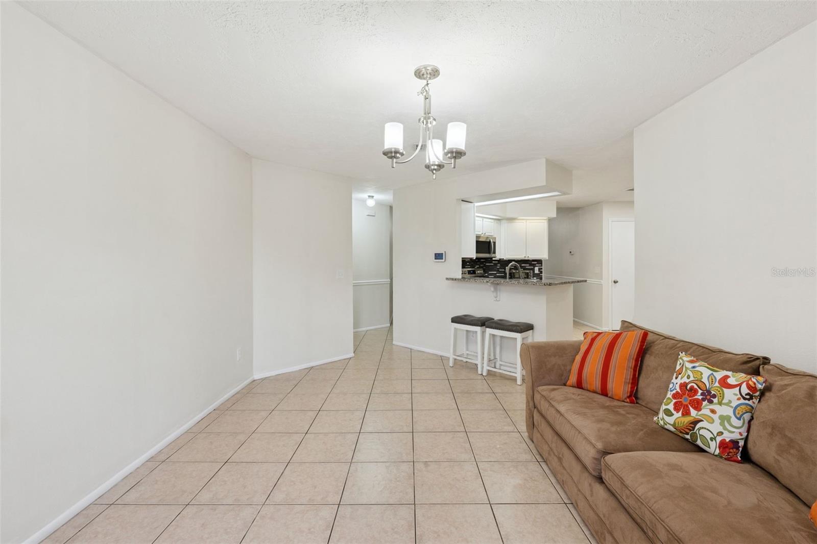 932 OCALA WOODS LN, ORLANDO, FL, 32824