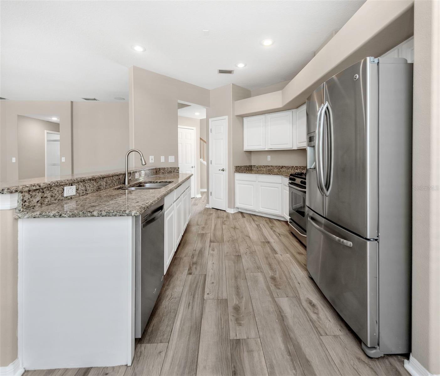 4152 GRANDCHAMP CIR, PALM HARBOR, FL, 34685