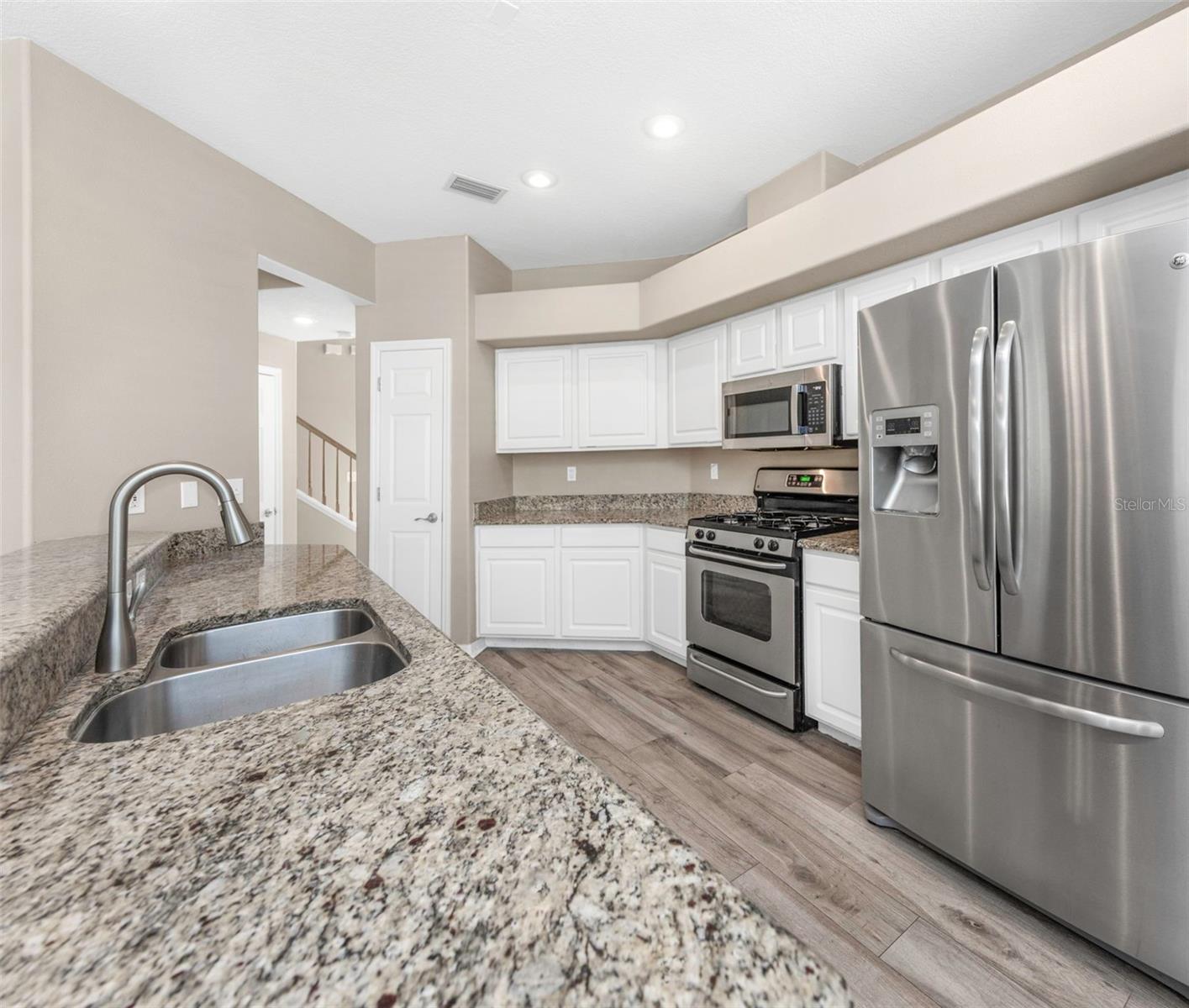 4152 GRANDCHAMP CIR, PALM HARBOR, FL, 34685