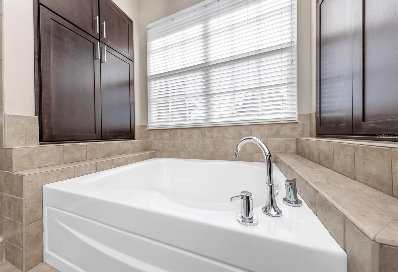 4152 GRANDCHAMP CIR, PALM HARBOR, FL, 34685